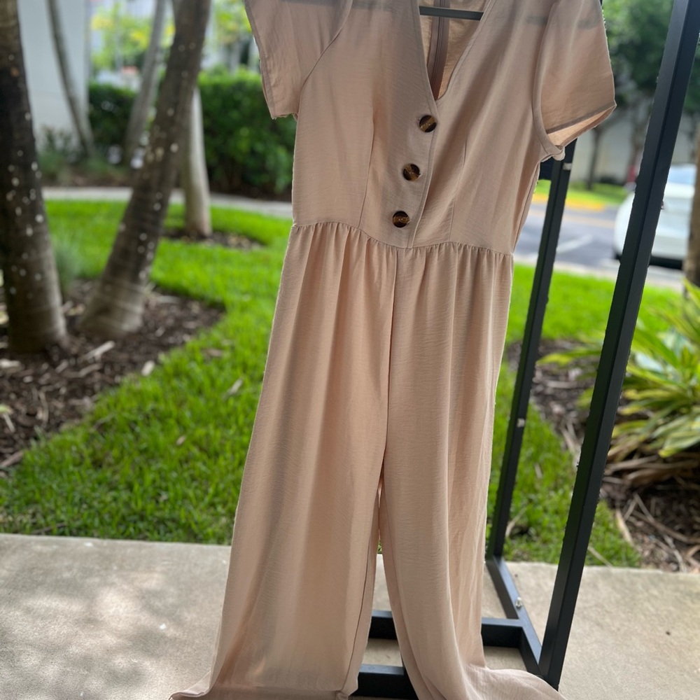 Mono Beige